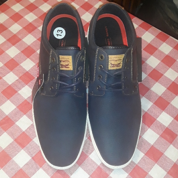 LEVIS CASUAL SHOES